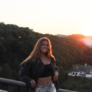 Meet your Posher, Lillie